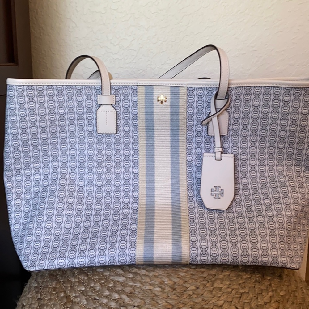 Tory Burch New Ivory Gemini Link Tote Bag
